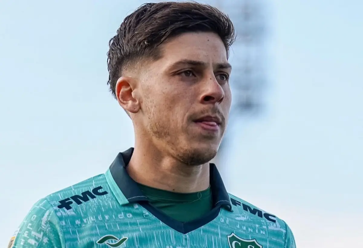 Sorpresa en San Lorenzo: el jugador que volvió con el mercado casi cerrado y la decisión que tomó el club 1 Diego Calcaterra