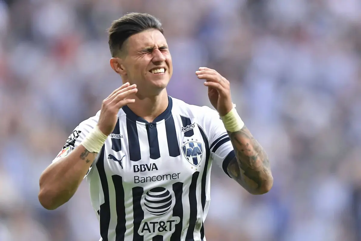 San Lorenzo quedó inhibido en la FIFA por una deuda por Adam Bareiro
