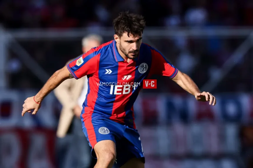 Cerutti en el partido de San Lorenzo contra Atlético Tucumán