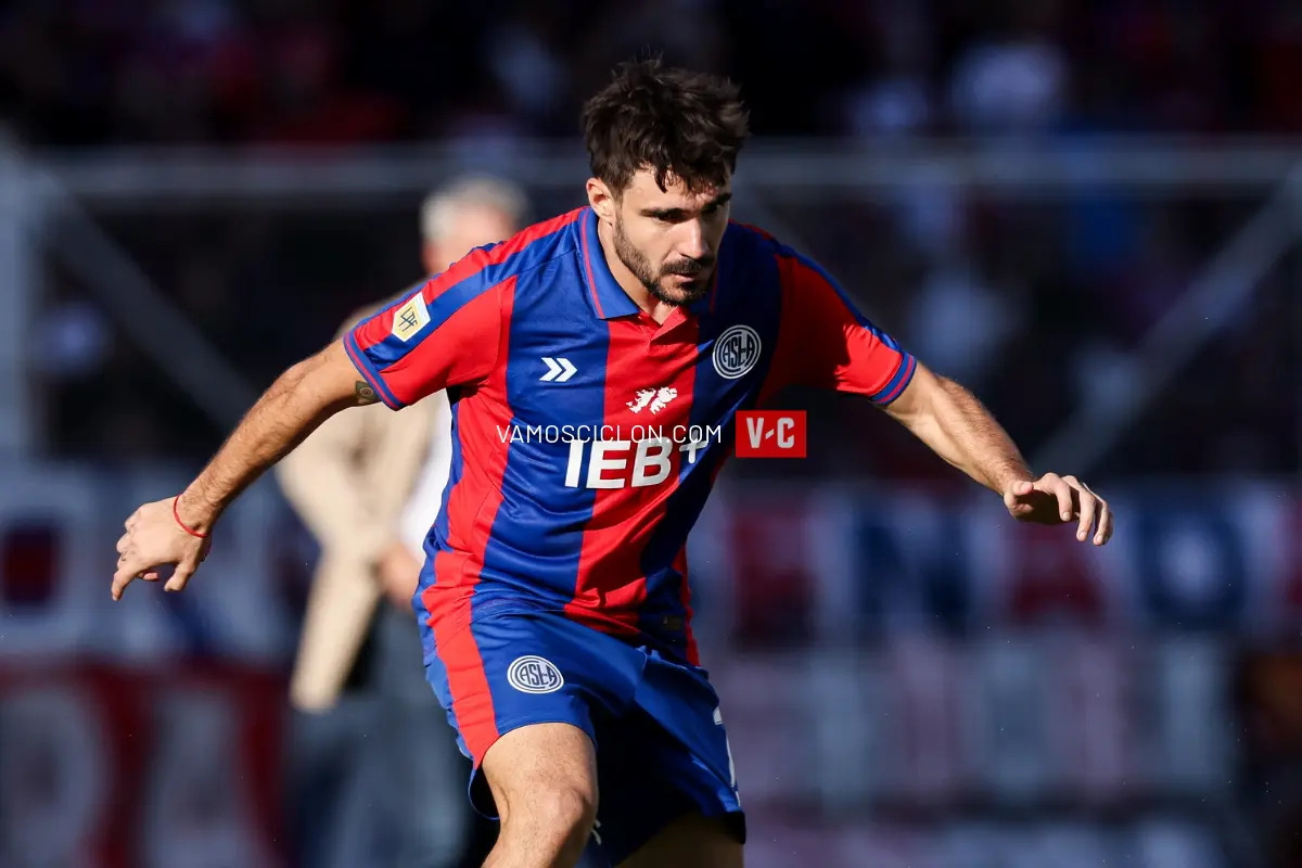 Cerutti en el partido de San Lorenzo contra Atlético Tucumán