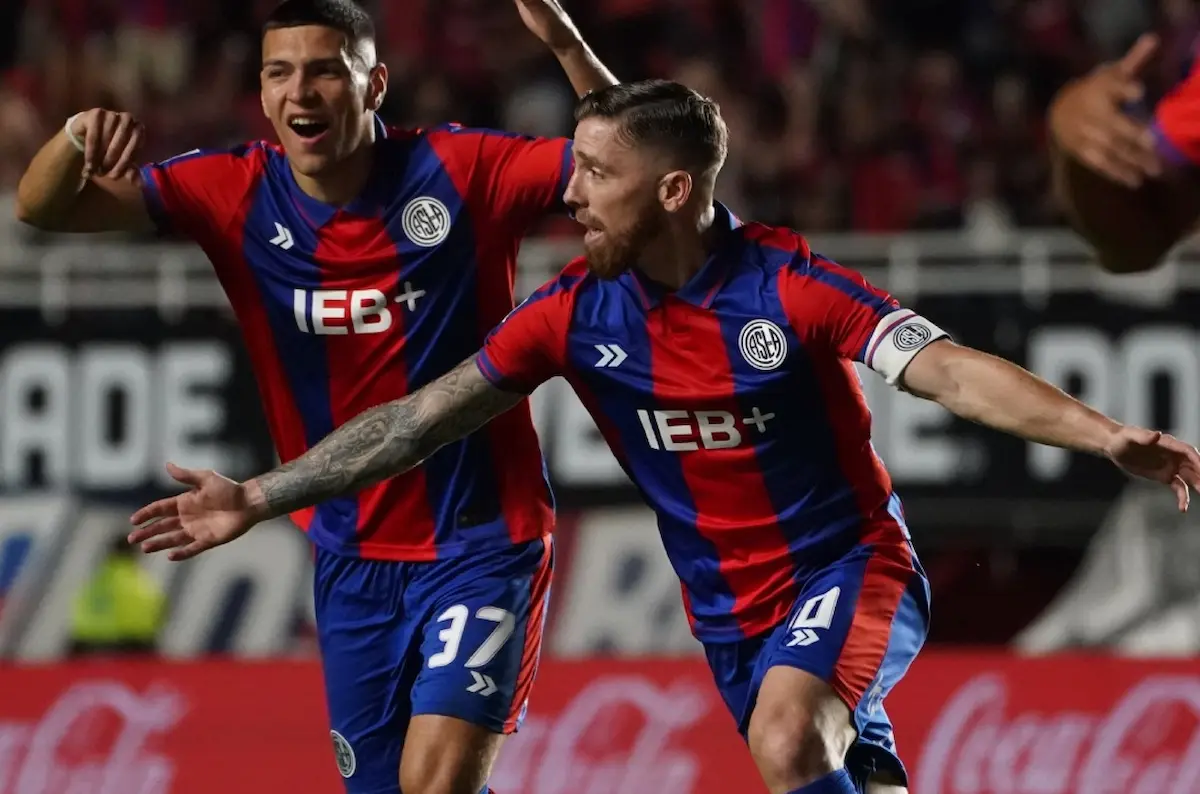 Iker Muniain festejando su golazo contra Lanús