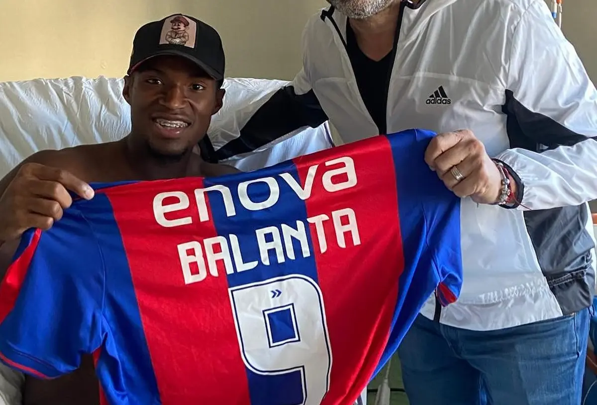 Buenas noticias: Oswaldo Balanta fue dado de alta tras sufrir el paro cardíaco 1 Oswaldo Balanta, el jugador de San Lorenzo que sufrió un paro cardíaco en pleno entrenamiento