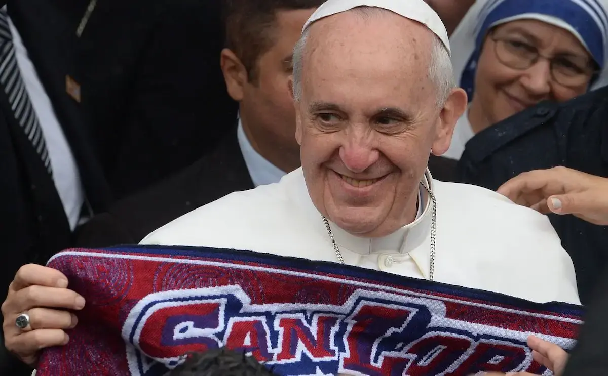 El emotivo homenaje que San Lorenzo le hará al Papa Francisco 1 El Papa Francisco, reconocido hincha de San Lorenzo, falleció este lunes 21 de abril de 2025