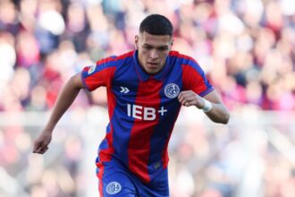 Elías Báez en el partido de octavos de final contra Tigre