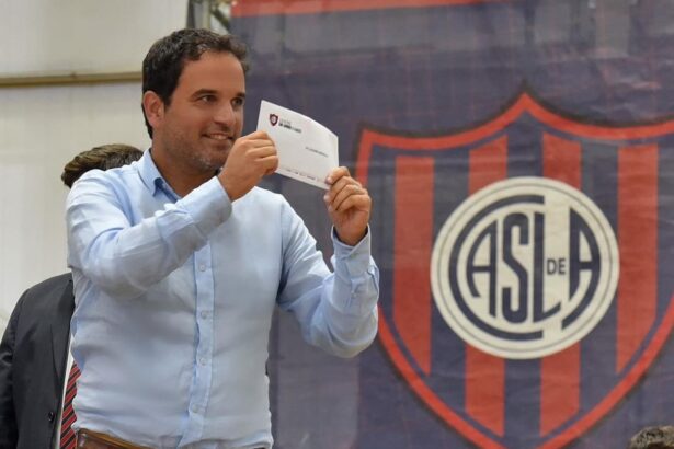 Leandro Goroyesky asumiendo en la Comisión Directiva de San Lorenzo