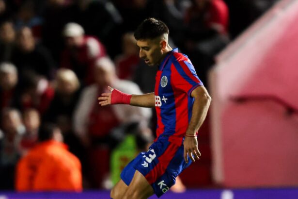 Tonga Hernández en el partido de San Lorenzo con Argentinos