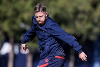 Iker Muniain en el entrenamiento previo a Argentinos