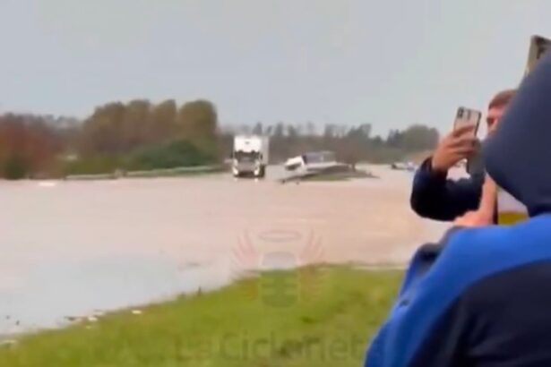 La Reserva quedó varada en la ruta por las inundaciones