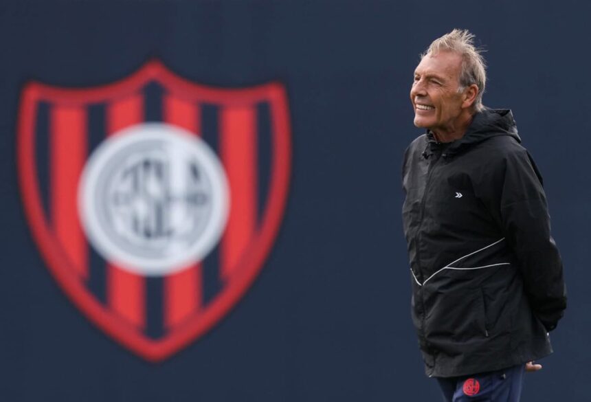 Miguel Ángel Russo en el entrenamiento de San Lorenzo