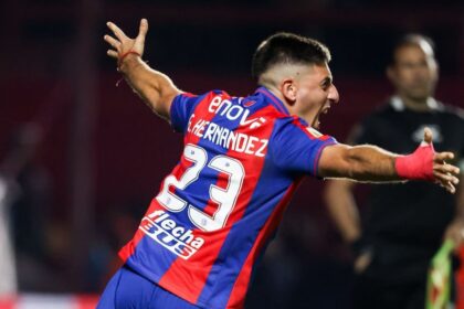 Tonga Hernández en el partido de San Lorenzo con Argentinos