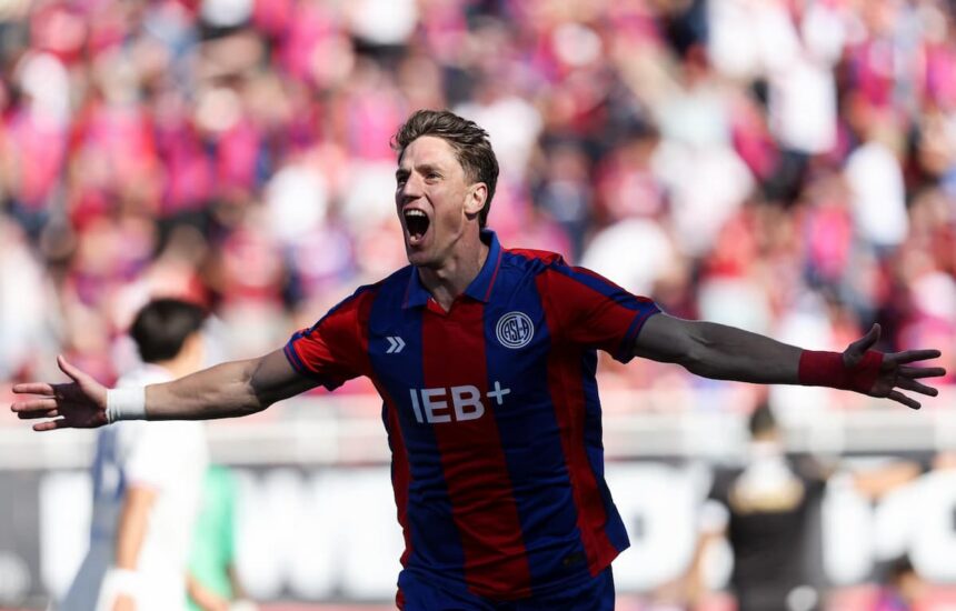 Vombergar, el hombre gol de San Lorenzo