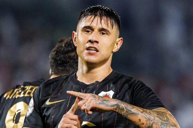 Adam Bareiro aparece en el mundo San Lorenzo otra vez