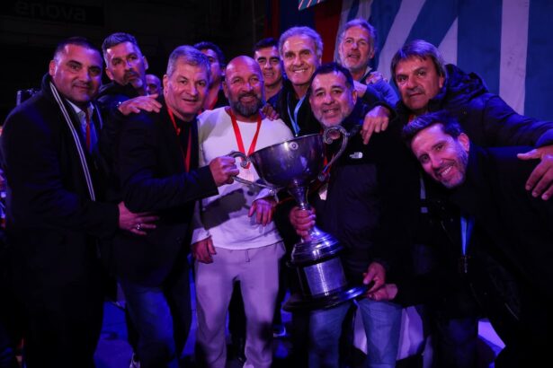 Homenaje a los campeones del Clausura 95