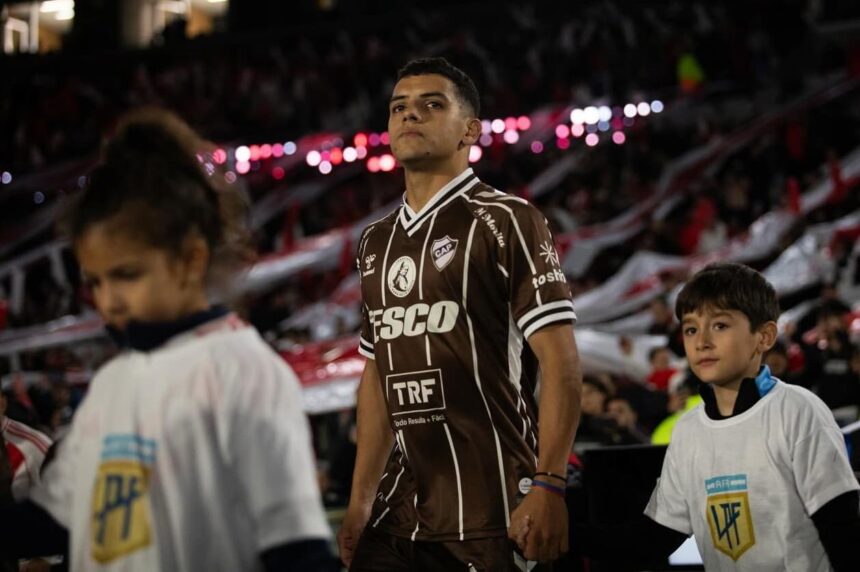 Tomás Silva, pieza clave en Platense campeón