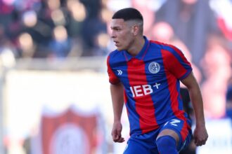 Báez en el partido con Gimnasia