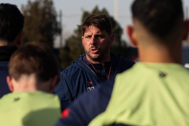Damián Ayude en una práctica de San Lorenzo