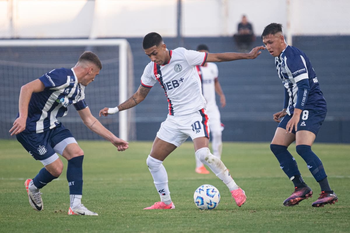 San Lorenzo perdió con Talleres en la primera fecha del Torneo Proyección