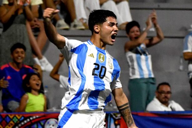 Uriel Ojeda marcó el gol del triunfo de Argentina ante Valencia en Cotif