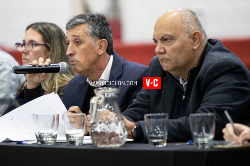 Licencia para Daniel Matos, el presidente de la Asamblea de Representantes de Socios