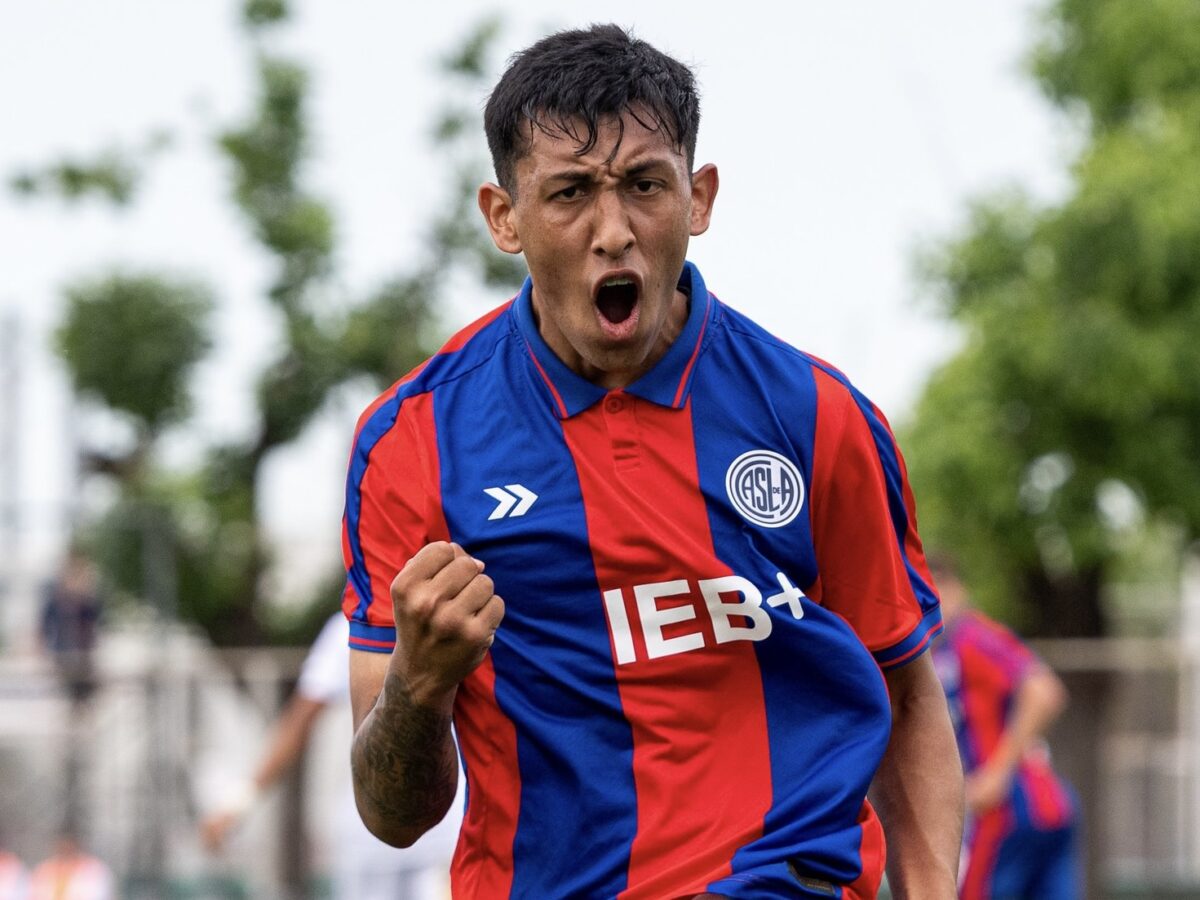 San Lorenzo ganó y entró por primera vez en zona de playoff en Reserva 1 IMG 6982