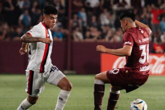 Gulli en el partido de San Lorenzo con Lanús