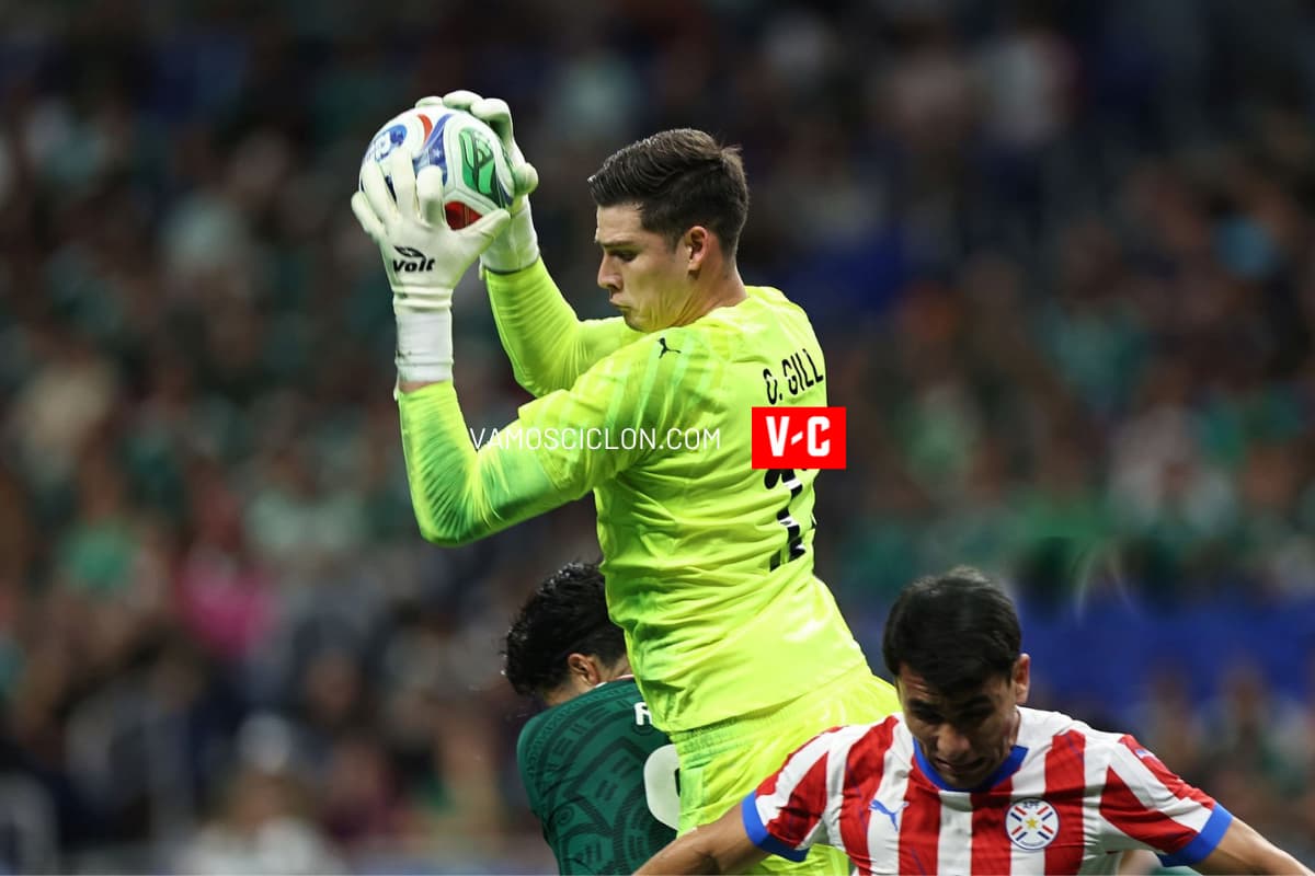Orlando Gill, titular en Paraguay vs México