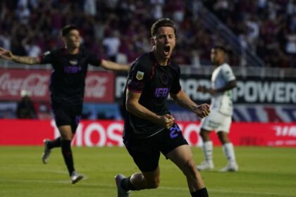 Tripichio en el partido de San Lorenzo con Sarmiento