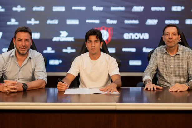 Alexis Cuello regularizó su situación contractual