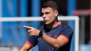 Alan Capobianco, el DT de la Reserva de San Lorenzo