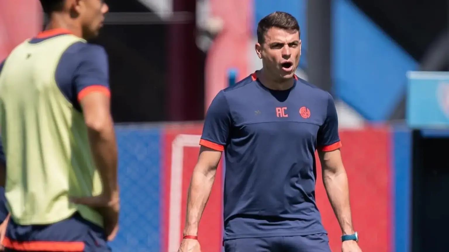 La Reserva de San Lorenzo ya tiene fecha para volver a entrenar en 2026 1 Alan Capobianco, el técnico de la Reserva de San Lorenzo