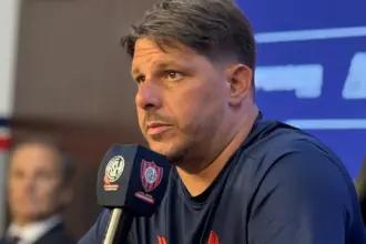 Damián Ayude pidió refuerzos tras la derrota de San Lorenzo ante Lanús