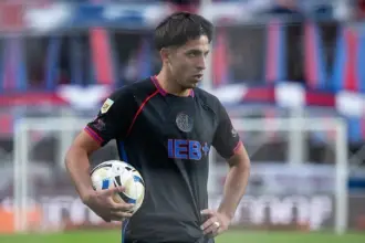 Boca mandó una segunda oferta formal por Alexis Cuello