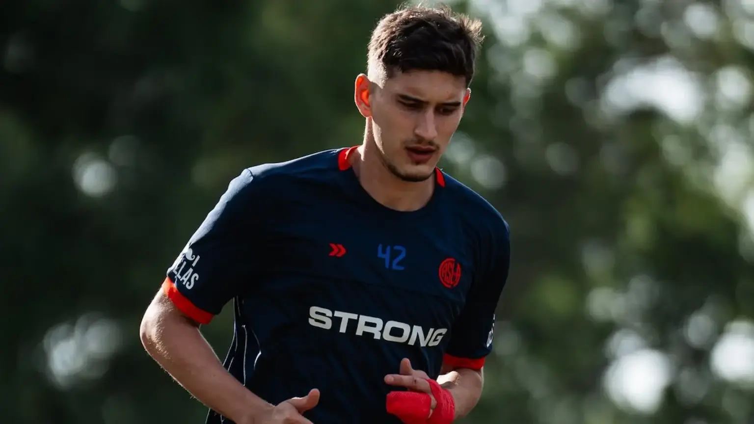 Franco Lorenzón renovó su contrato con San Lorenzo