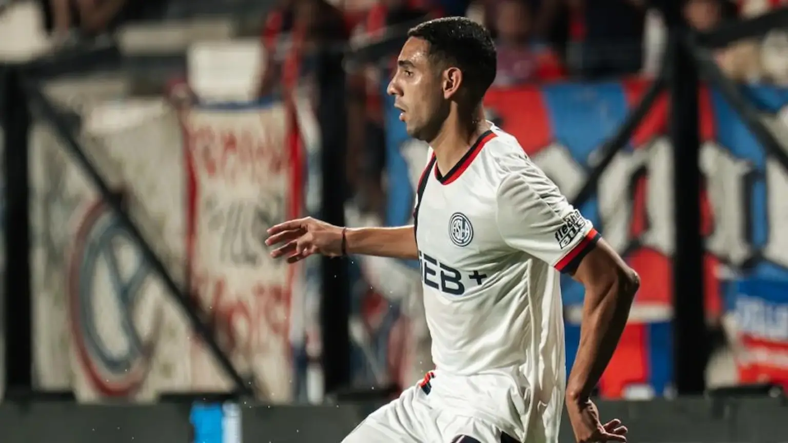 Manuel Insaurralde volvió a jugar con la camiseta de San Lorenzo