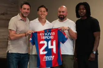 Nicolás Tripichio firmó la renovación y la mejora de su contrato en San Lorenzo