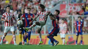 Gastón Hernández en el partido de San Lorenzo contra Unión