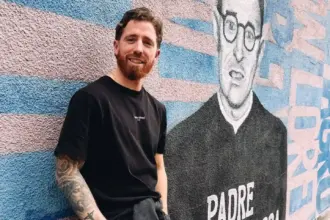 El regreso de Iker Muniain: visita a sus ex compañeros y presencia confirmada ante Instituto