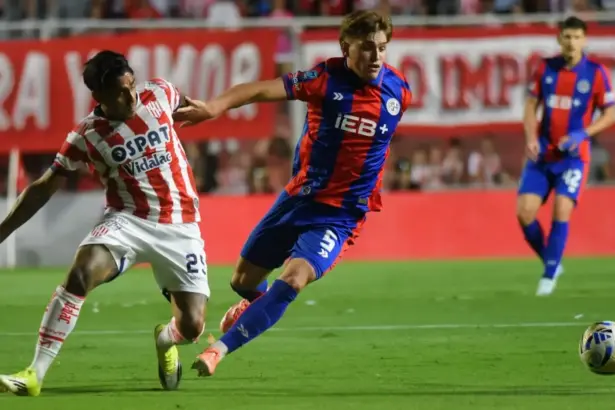 Ignacio Perruzzi en la previa del partido entre San Lorenzo y Unión de Santa Fe