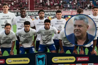La polémica remera de San Lorenzo en apoyo a la AFA y el durísimo canto contra Chiqui Tapia