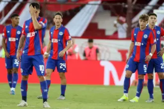 San Lorenzo perdió el clásico de barrio contra Huracán y dejó una imagen preocupante