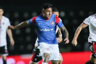 Cristian Tarragona y Sebastián Blanco intimaron a San Lorenzo