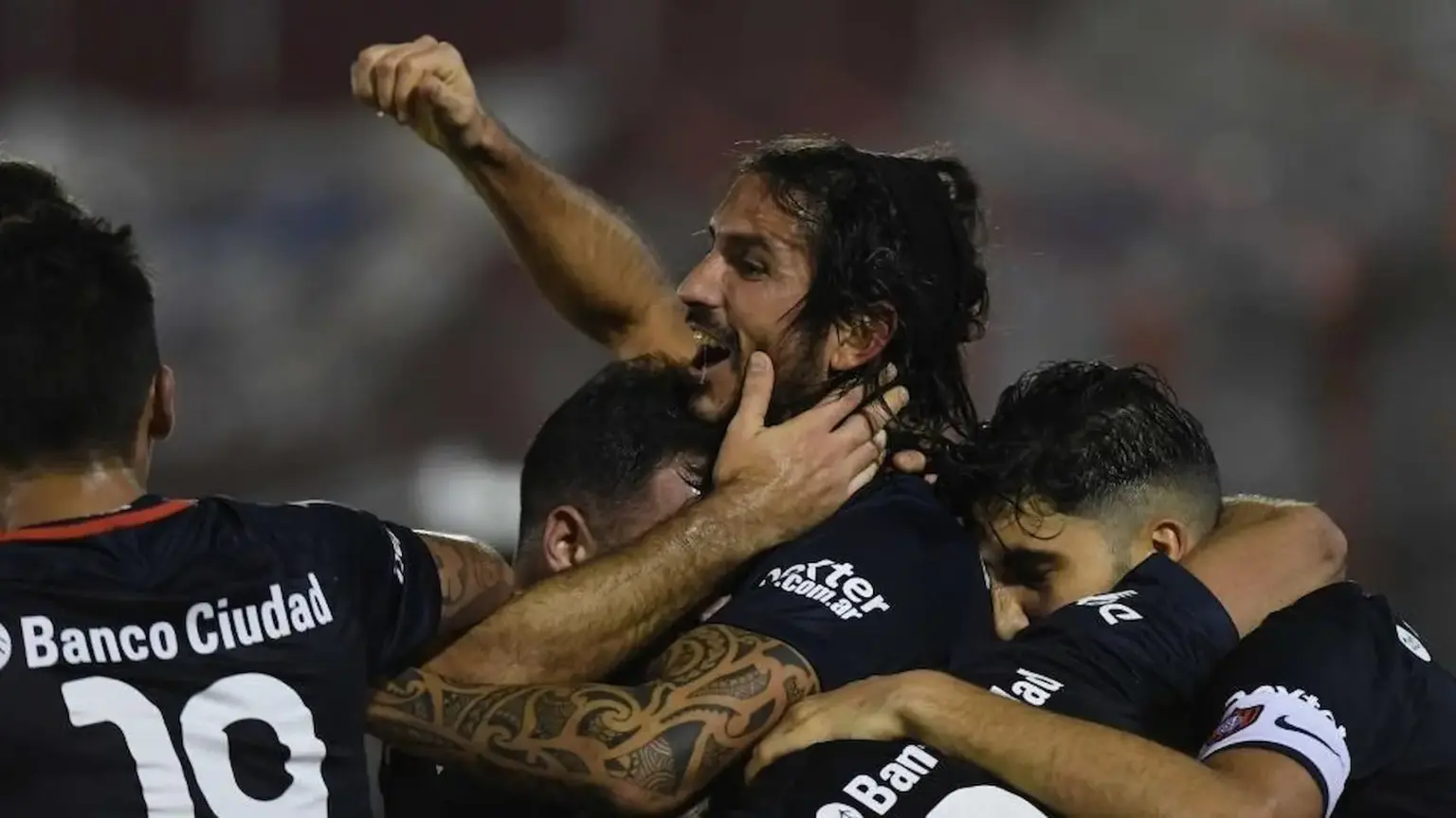 La incómoda racha que San Lorenzo buscará cortar ante Huracán en Parque Patricios 1 La última vez que San Lorenzo ganó en Parque Patricios a Huracán