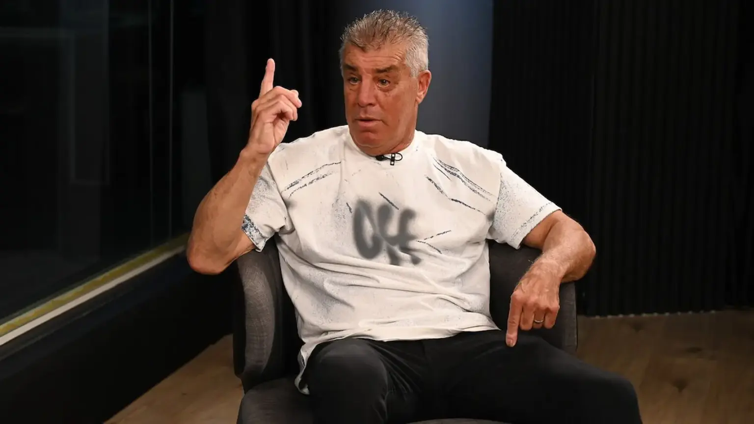 El Gallego González criticó la salida de Ayude y le dejó un recado a los jugadores 1 El Gallego González criticó la salida de Ayude y le dejó un recado a los jugadores
