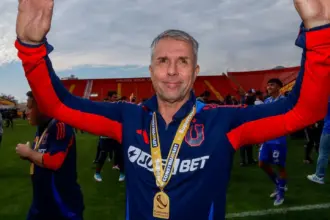 gustavo alvarez carrera nuevo tecnico san lorenzo