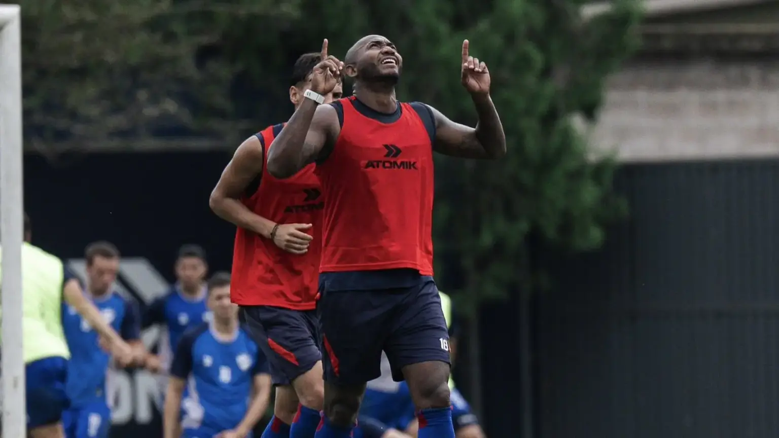 San Lorenzo sumó rodaje: amistoso con Midland para evaluar variantes 1 San Lorenzo sumó rodaje: amistoso con Midland y gol de Herazo