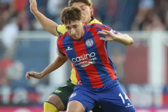 La roja que liquidó a San Lorenzo: la irresponsabilidad de Ladstatter ante Defensa
