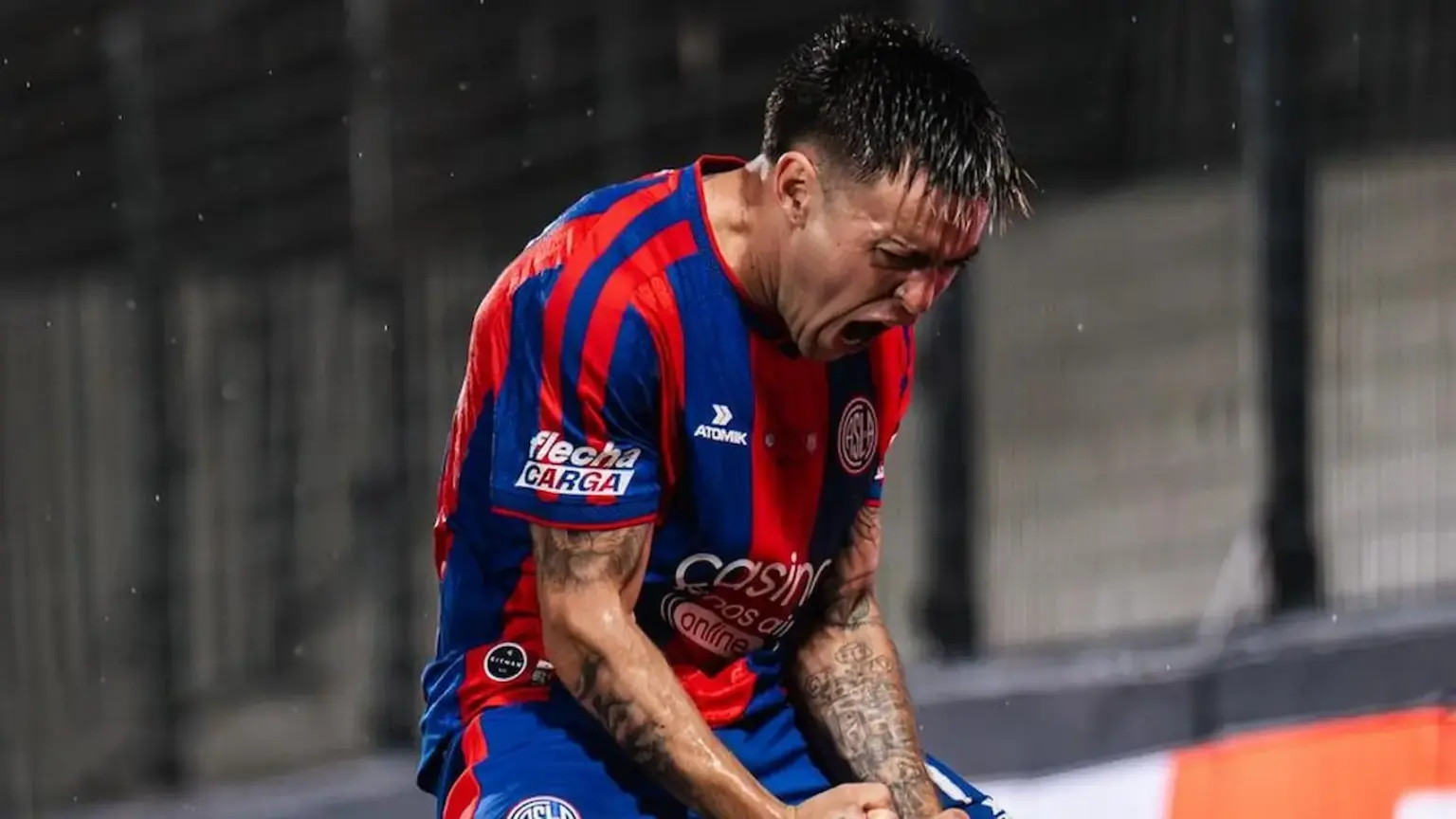Reali se sacó la mufa: marcó su primer gol, se liberó y dejó atrás una larga espera 1 marcó su primer gol, se liberó y dejó atrás una larga espera