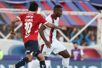 Romaña en el partido de San Lorenzo contra Independiente