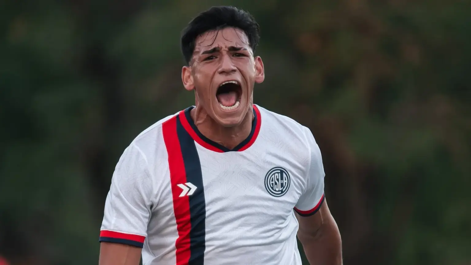 Del susto al triunfo: la Reserva le ganó a Barracas tras un momento de tensión 1 Del susto al triunfo: la Reserva le ganó a Barracas en un momento de tensión