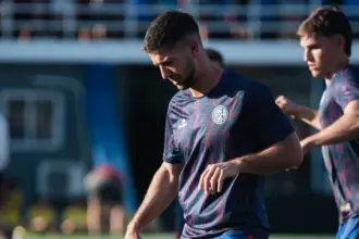Luciano Vietto en el partido de San Lorenzo vs Defensa y Justicia